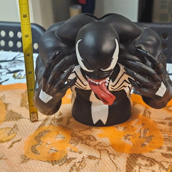 Marvel Venom Bust Figure Coin Piggy Bank Spider-Man 6" - Picture 9 of 10